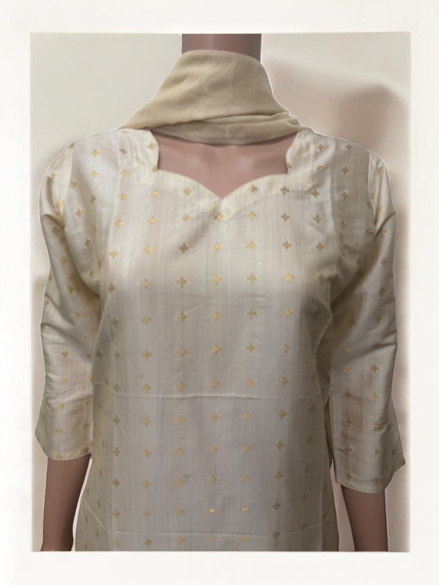 TRADITIONAL SALWAR KAMEEZ SET – ETHNIC WEAR FOR WOMEN- S18
