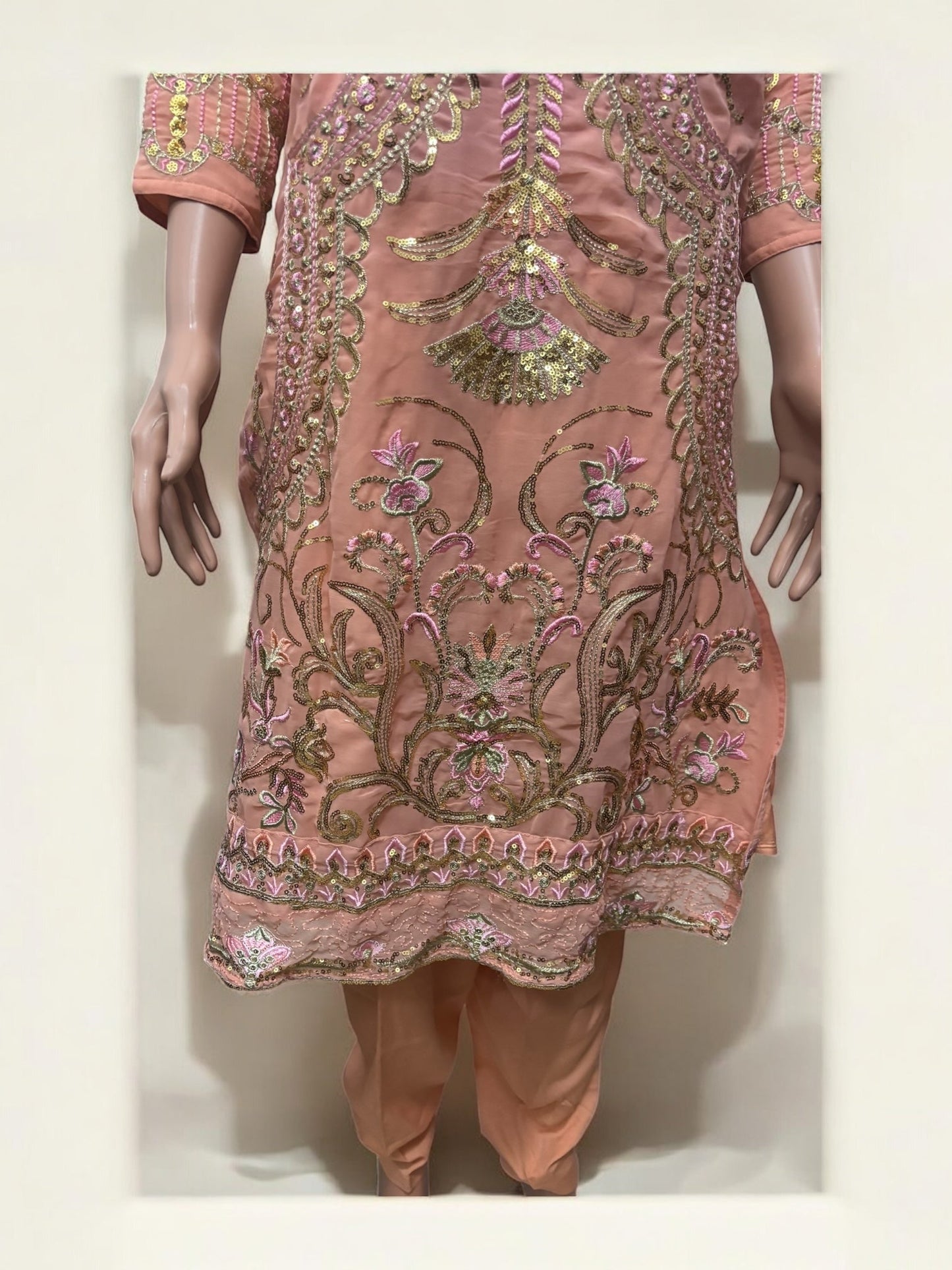 TRADITIONAL SALWAR KAMEEZ SET – ETHNIC WEAR FOR WOMEN- S24