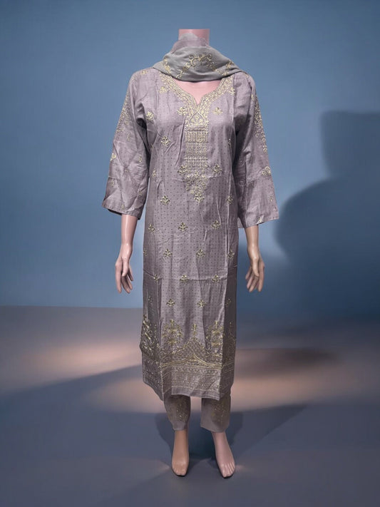 TRADITIONAL SALWAR KAMEEZ SET – ETHNIC WEAR FOR WOMEN- S26