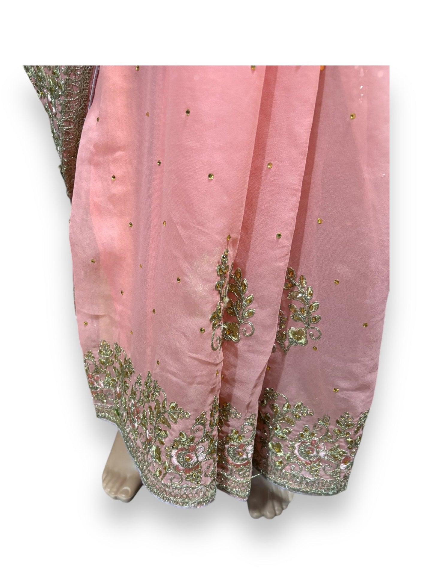 TRADITIONAL DESIGNER SAREE WITH READY BLOUSE – ELEGANT INDIAN ETHNIC WEAR- 016