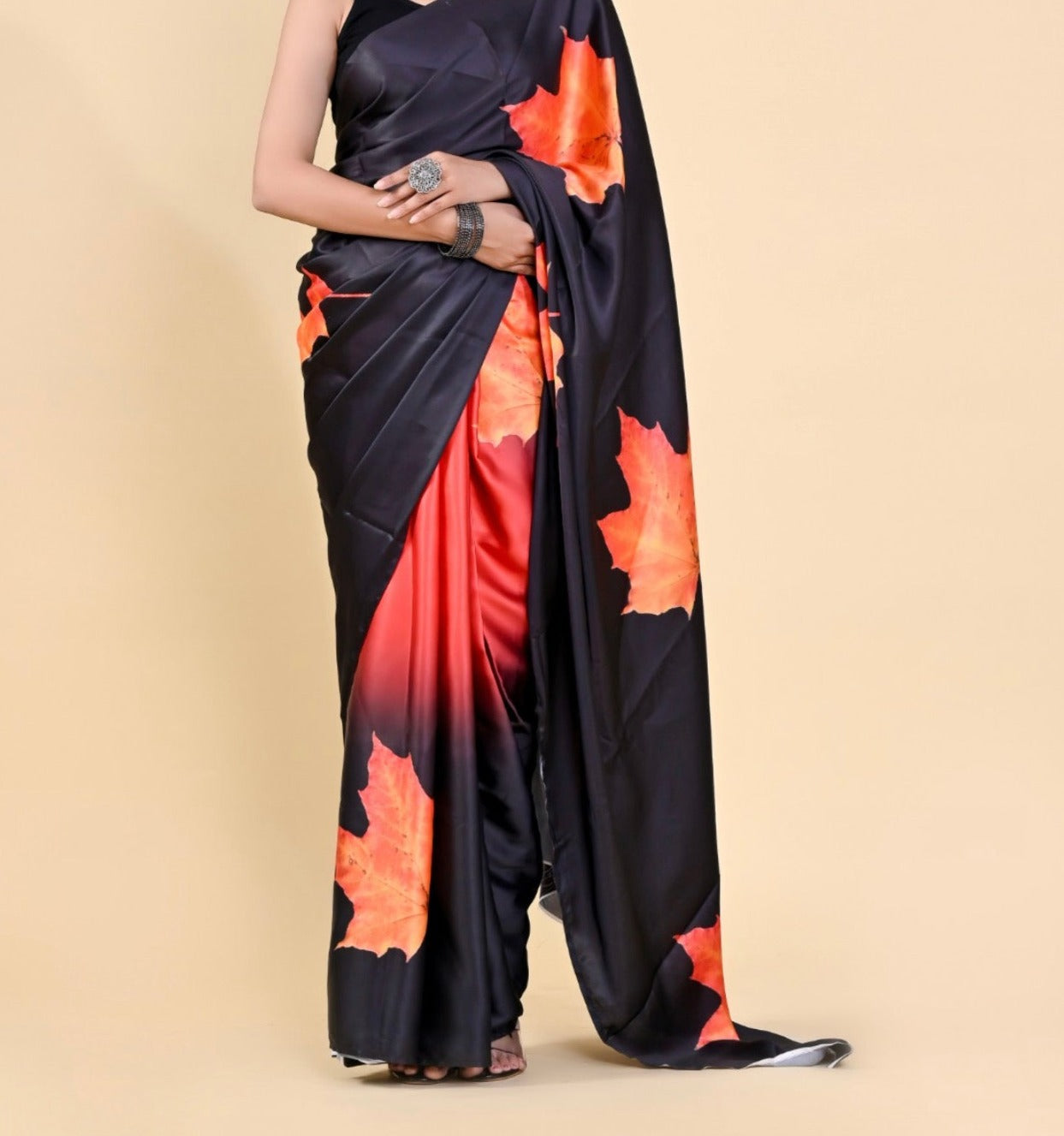 TRADITIONAL SILK SAREE - ETHNIC WEAR FOR WOMEN-01