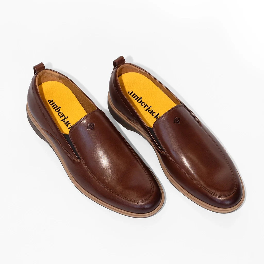 THE SLIP-ON (CHESTNUT)