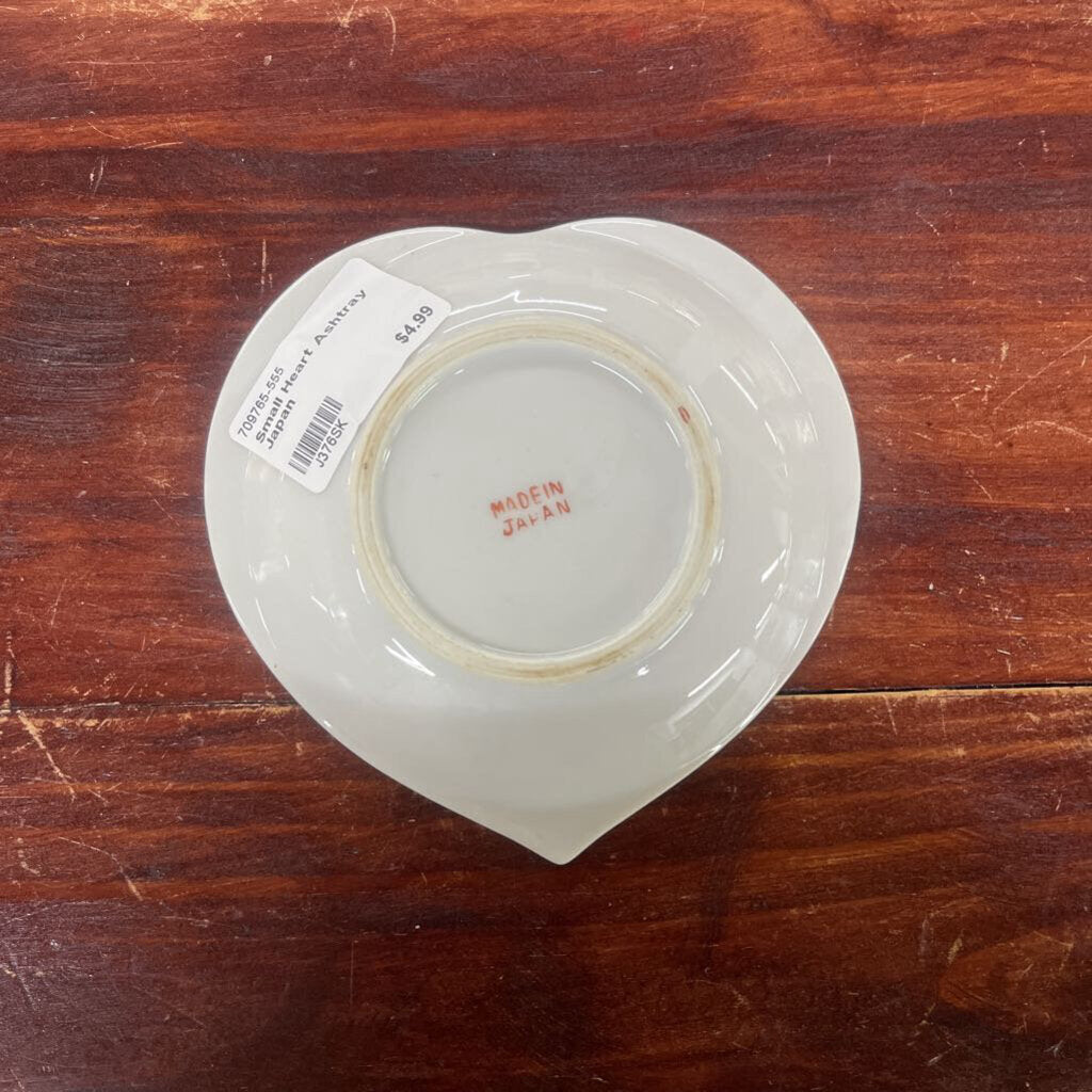 SMALL HEART ASHTRAY JAPAN-Thriftique Marketplace