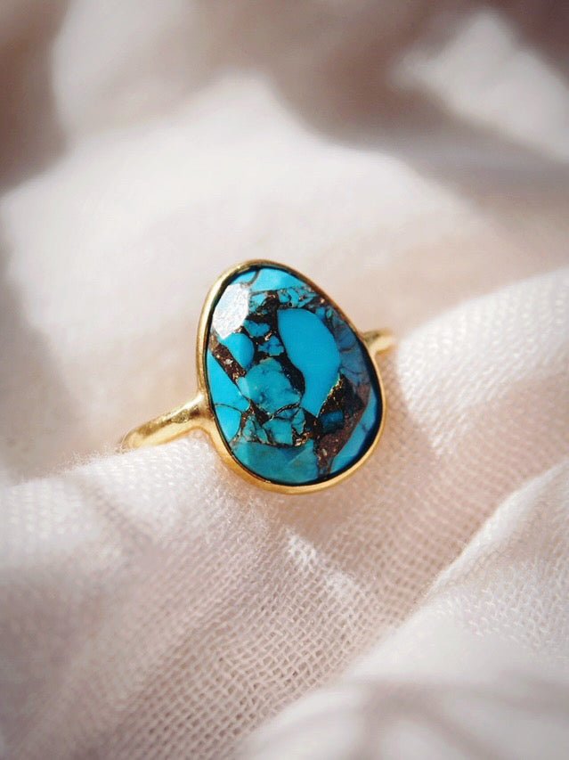 STATEMENT TURQUOISE RING - KAHIAU