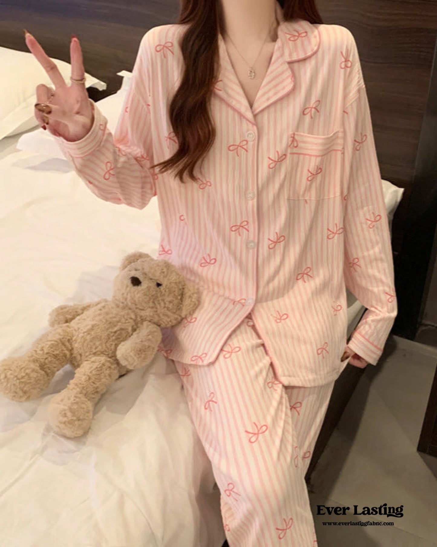 STRIPED BOW LONG SLEEVES AND PANTS PAJAMA SET