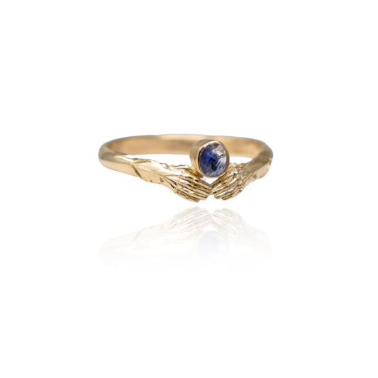 STRONGHOLD CONTOUR RING WITH WINZA SAPPHIRE