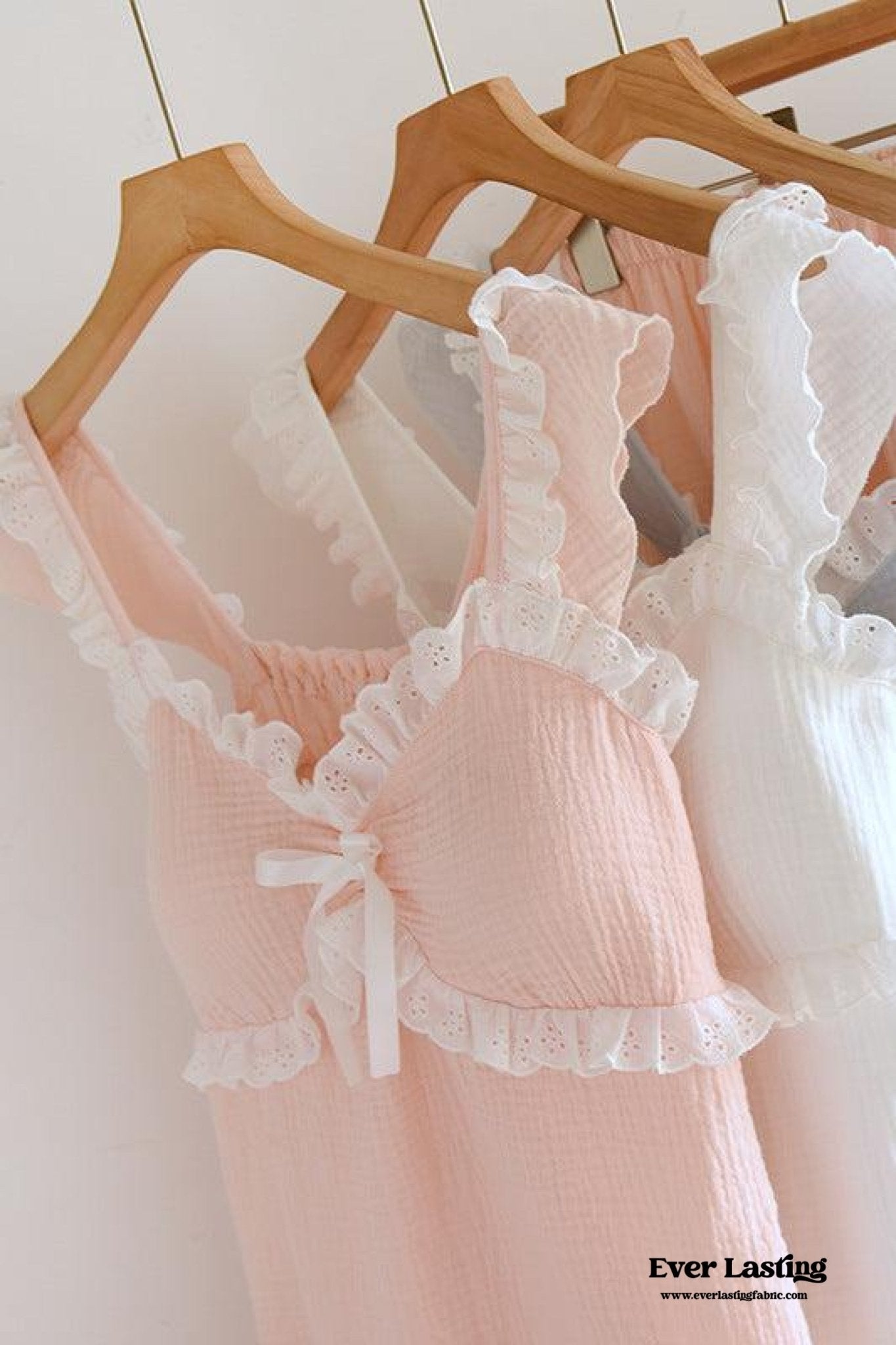 SWEET RUFFLE SHORTS PAJAMA SET / WHITE