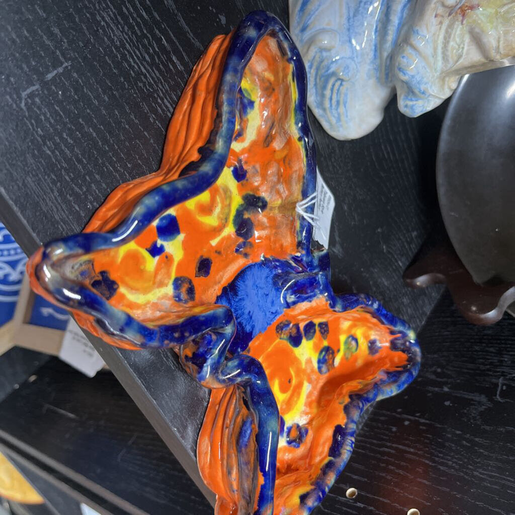 TALAVERA STYLE BUTTERY POTTERY-Thriftique Marketplace