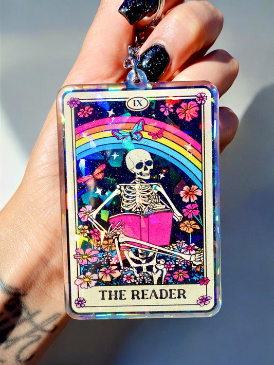 THE READER TAROT KEYCHAIN