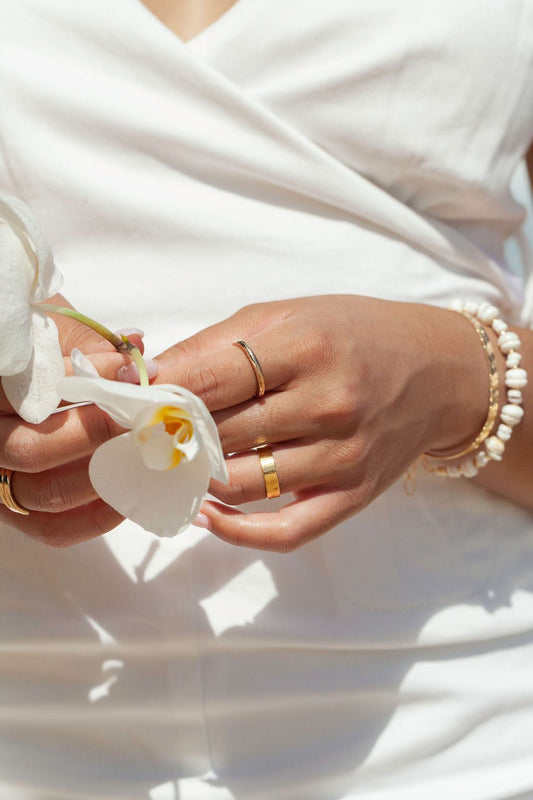 THICK GOLD FLAT BAND RING - HALOA