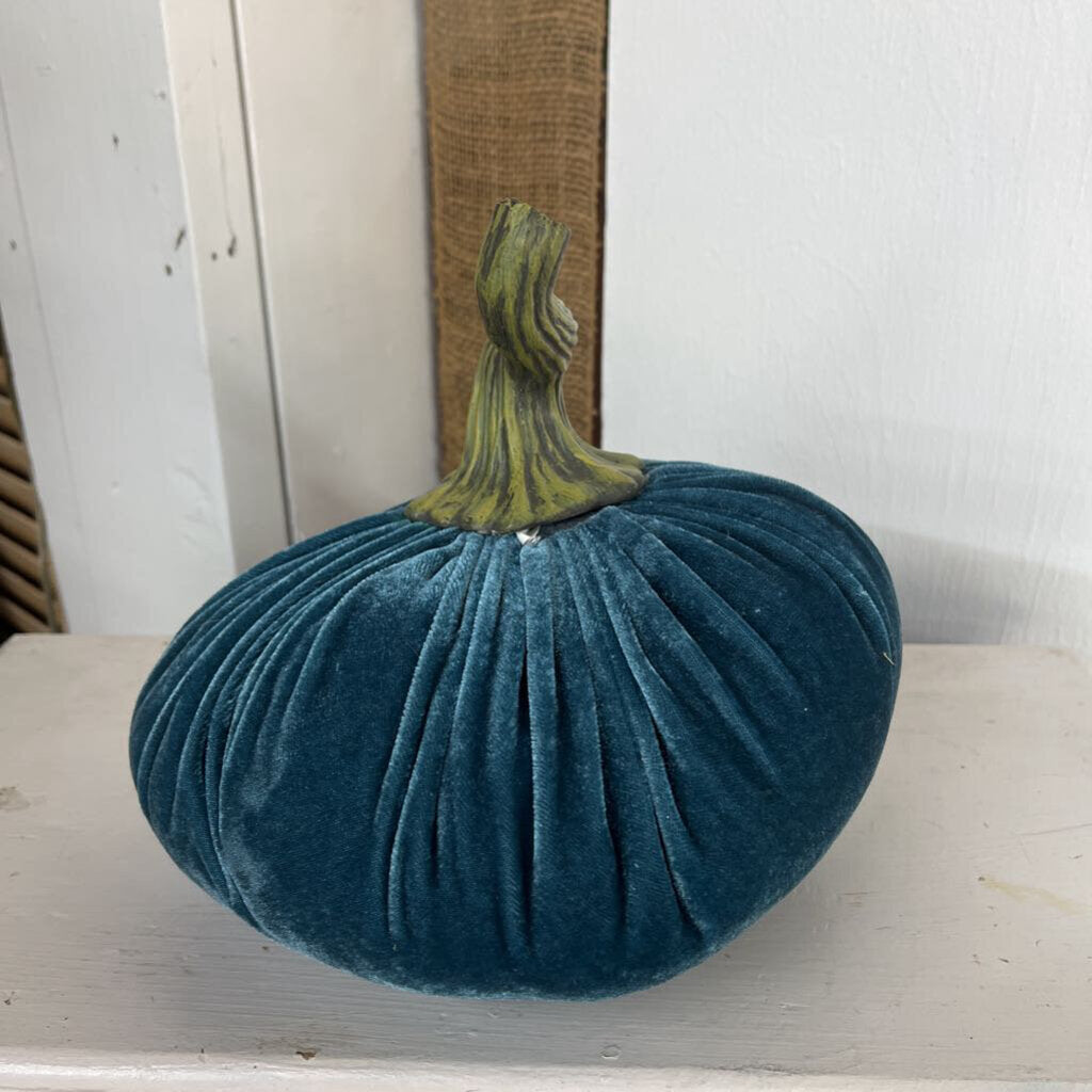 VELVET PUMPKIN-Thriftique Marketplace